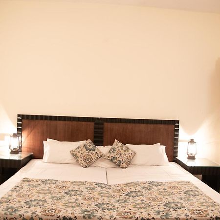 Shivika Lake Hotel Ranakpur Sadri Exterior photo